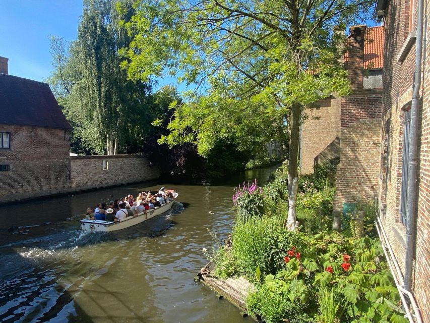 Bruges Guided Walking Tour: Stories, Mysteries and People - Participant Information