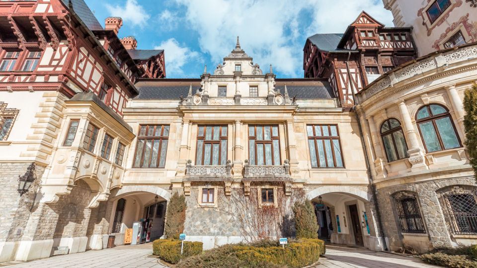 Bucharest: Dracula's Castle, Peleș Castle & Brașov Day Trip - Itinerary Details