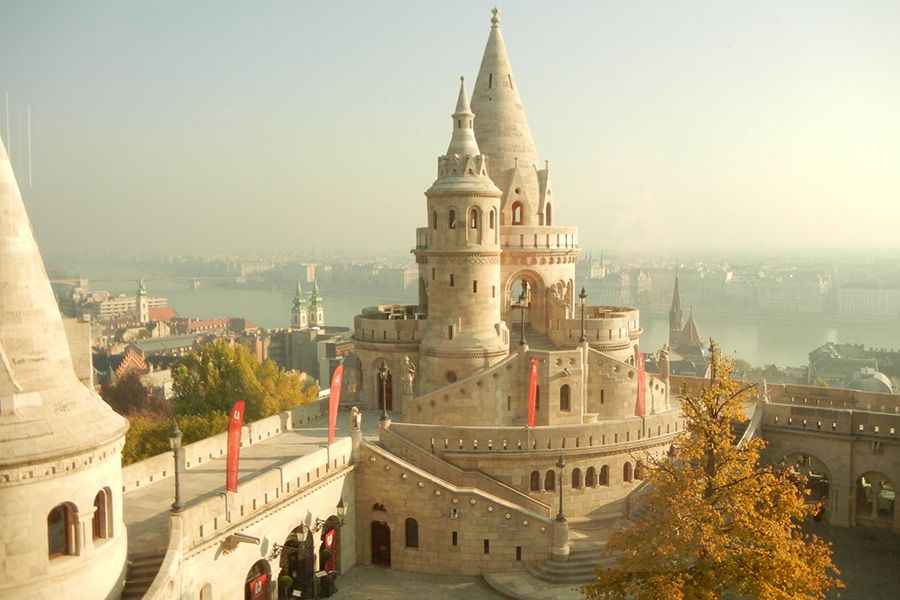 Buda Castle: Kingdom of Many Nations 3-Hour Walking Tour - Inclusions