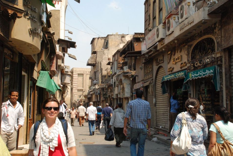Cairo: Historical Walking Tour With Local & Dinner - Guided Tour Features