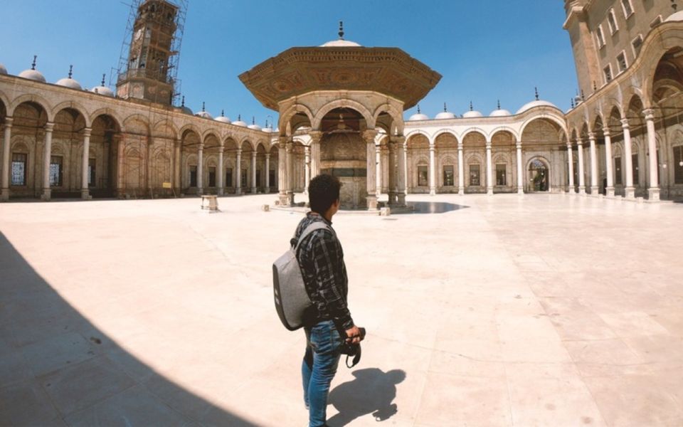 Cairo: Tours To Giza Pyramids, Citadel and Islamic Cairo - Lunch and Mosque Exploration
