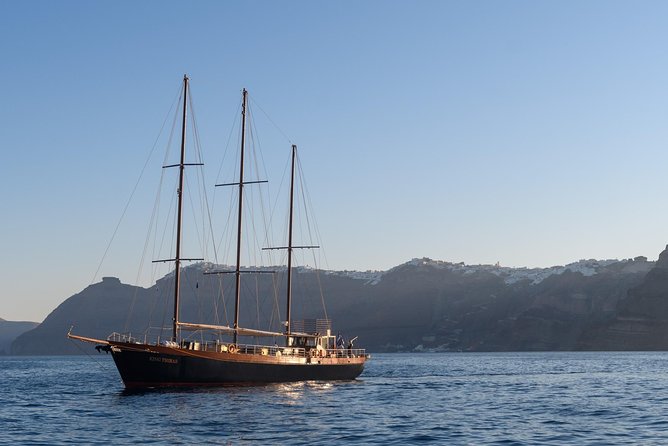 Caldera & Oia Sunset With King Thiras Boat - Traveler Reviews