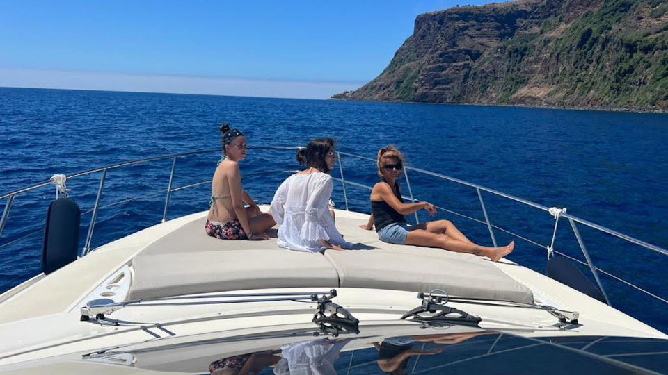 Calheta: Private Charter – Aestus Luxury Boat - Additional Details