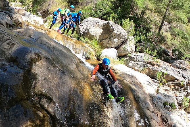 Canyoning Adventure Rio Verde in Granada - Common questions