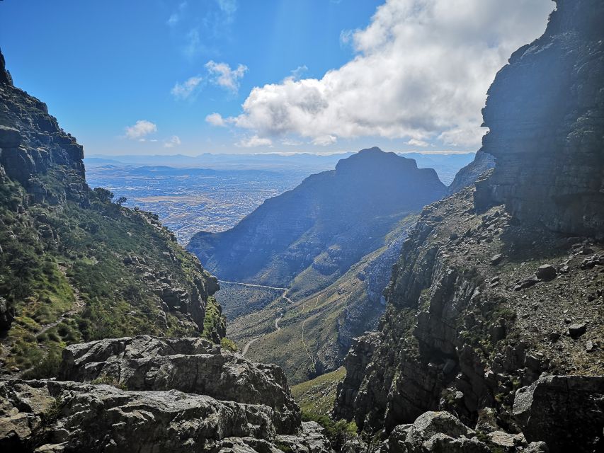 Cape Town: 3-Hour Table Mountain Hike via Platteklip Gorge - Summit Views and Refreshments