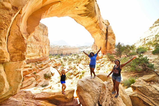 Cathedral Valley, Capitol Reef, Private 4X4 Trip - Route Highlights and Scenic Stops