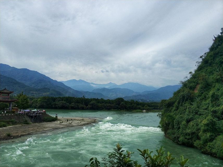 Chengdu: Private Day Tour to Mt. Qingcheng and Dujiangyan - Location Details and Booking Options