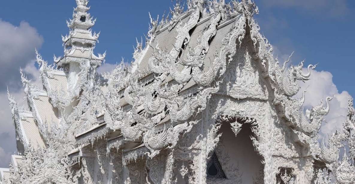 Chiang Rai White & Blue & Sang Kaew Phothiyan & Lalitta Cafe - Essential Directions and Tips