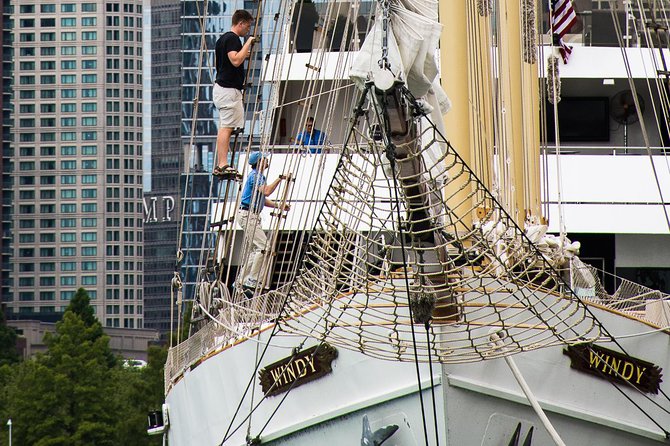 Chicago Skyline Tall Ship Sightseeing Cruise - Viator Booking Details