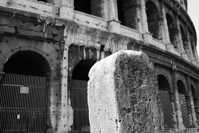 Colosseum and Roman Forum in English - Common questions