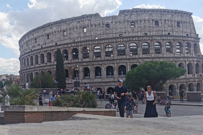 Colosseum Skip The Line Guided Tour With Palatine and Forum - Additional Information and Requirements