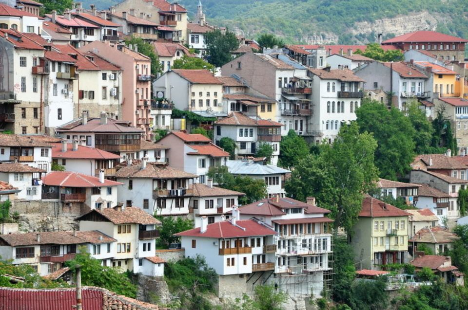 Day Trip to Bulgaria and Veliko Tarnovo From Bucharest - Balkan Mountains Drive