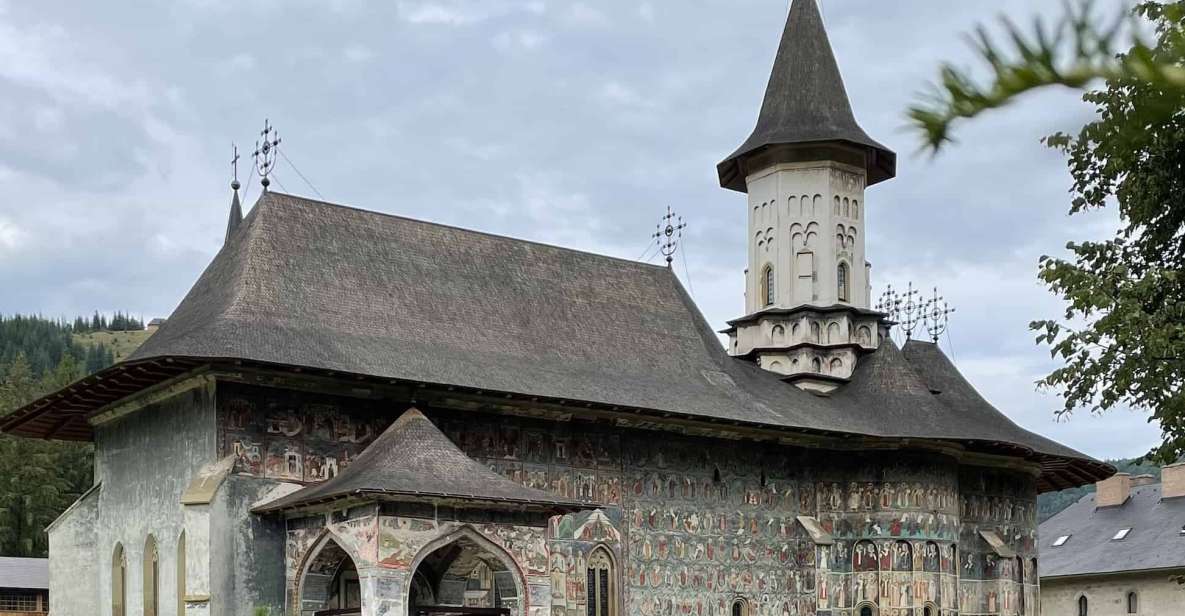 Day Trip to the UNESCO Painted Monasteries From Iasi - Customer Interaction and Additional Features