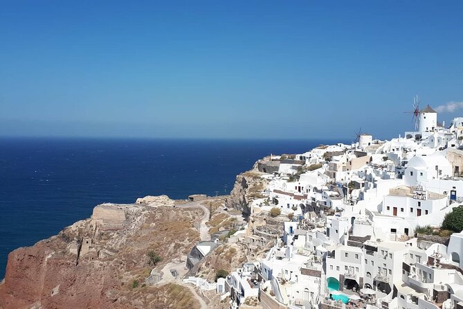 Discover Santorini - Operational Insights From Viator