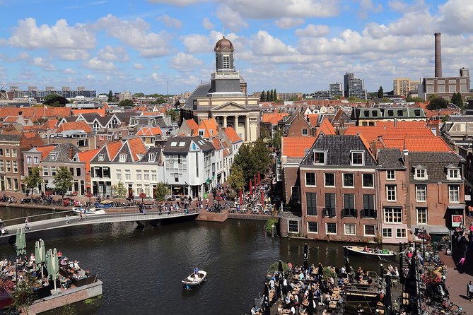 E-Scavenger Hunt Leiden: Explore the City at Your Own Pace - Host Interaction and Feedback