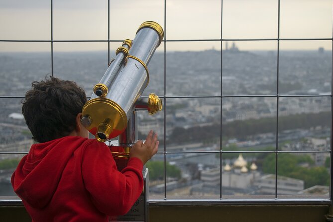 Eiffel Tower Access to the Second Floor and the Summit by Elevator - Common questions