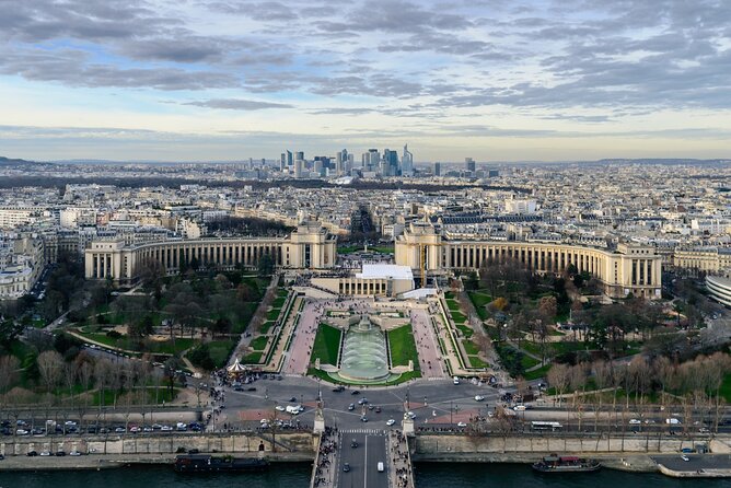 Eiffel Tower Guided Tour by Elevator - Traveler Tips