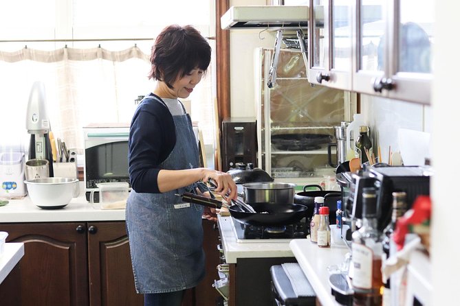Enjoy a Cooking Lesson and Meal With a Local in Her Residential Sapporo Home - Reviews and Contact Details