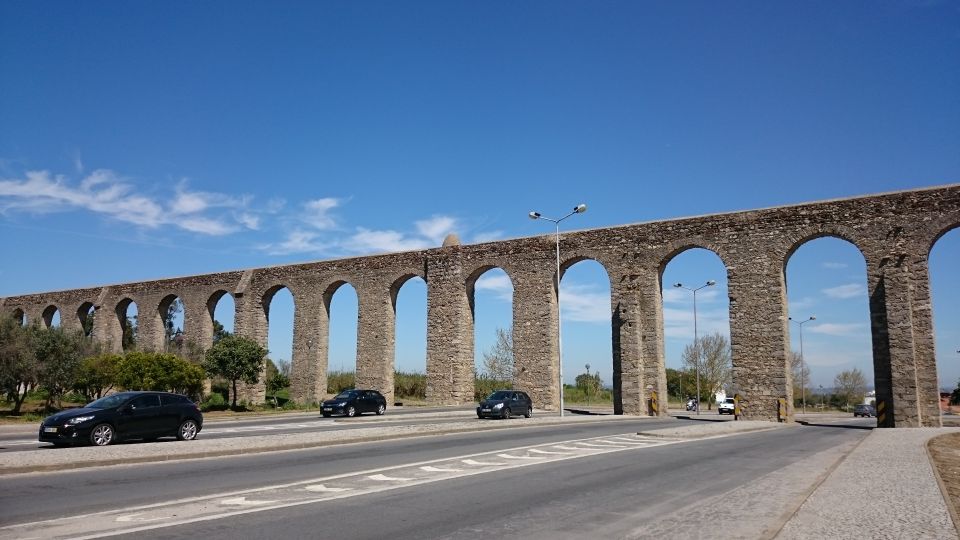 Évora: City Highlights Private Walking Tour - Immerse Yourself in Academic History