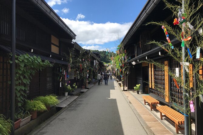 Experience Takayama Old Town 30 Minutes Walk - Tips for Making the Most of Your Walk