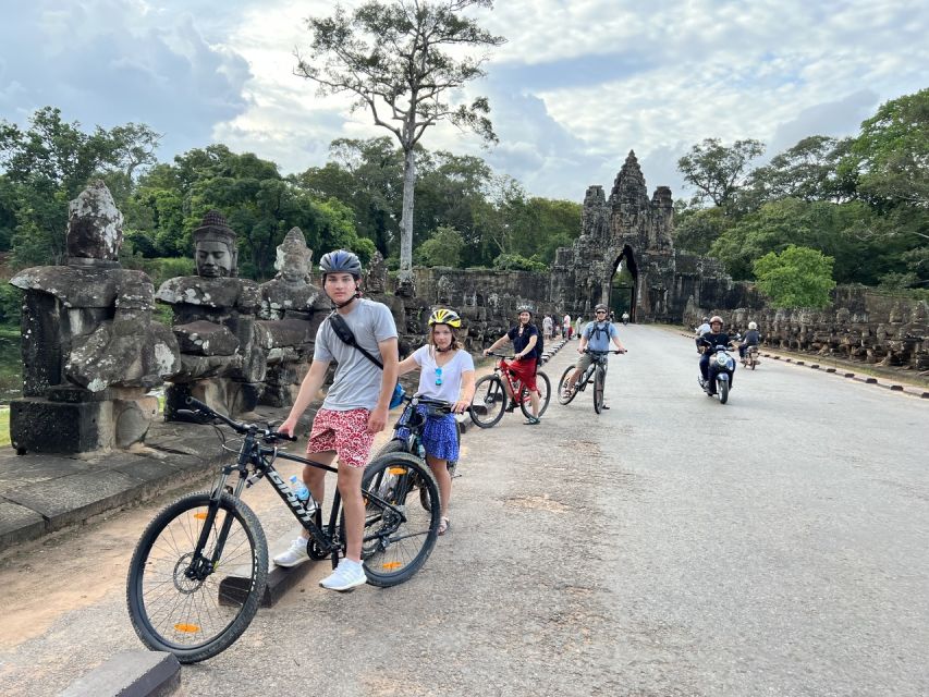 Explore Angkor Wat by Bike and Sunset - Tour Itinerary