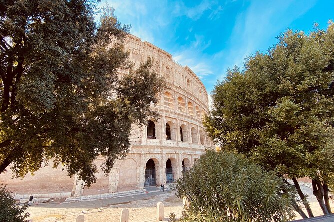 Express Small Group Tour of Colosseum With Arena Entrance - Meeting Point and Duration