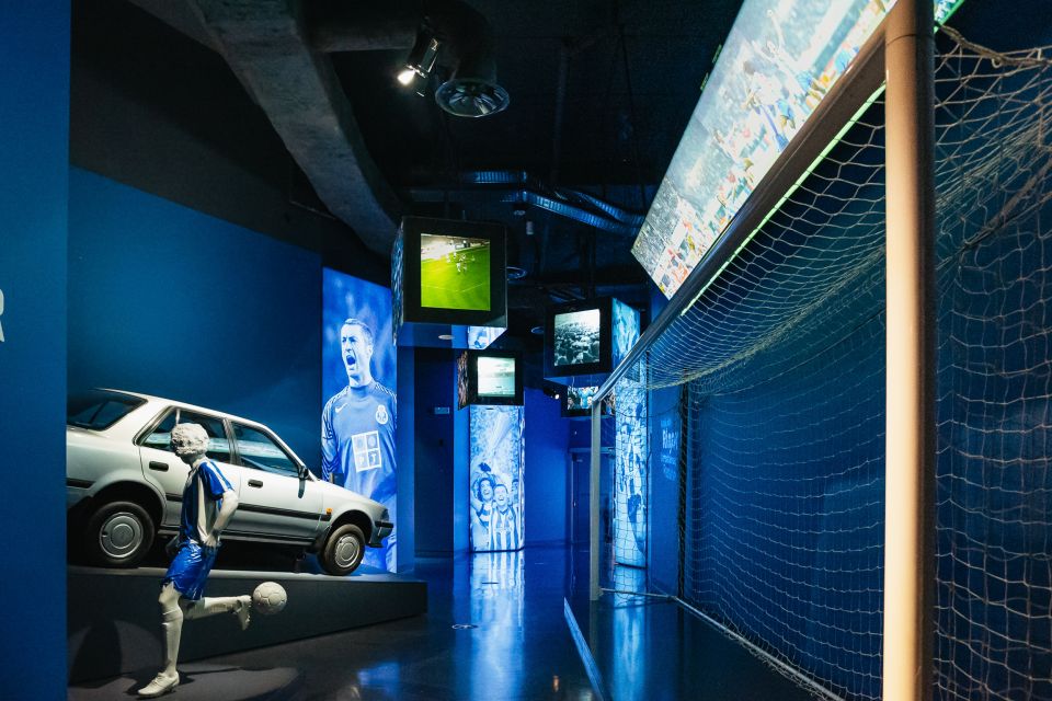 FC Porto: Museum & Stadium Tour - Audio Guide Options