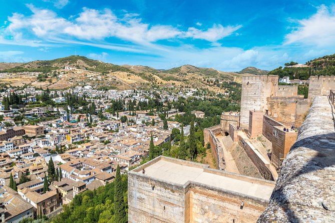 For Cruise Passengers ONLY: Granada and Alhambra From Malaga Port - Common questions