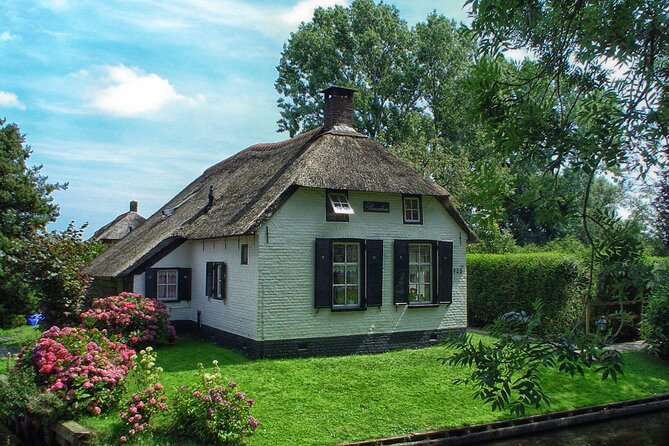 From Amsterdam: Guided Day Trip to Giethoorn With Boat Tour - Common questions
