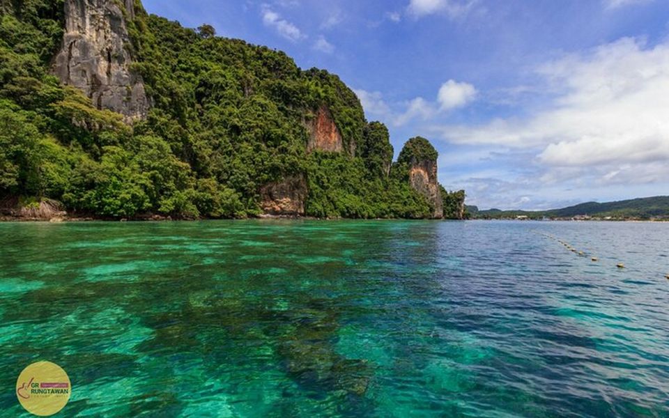 From Ao Nang: Phi Phi Islands Day Tour by Boat With Lunch - Tour Experience