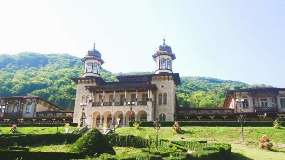 From BacăU: Explore the Mountains of Eastern Romania - Full-Day Adventure in the Mountains