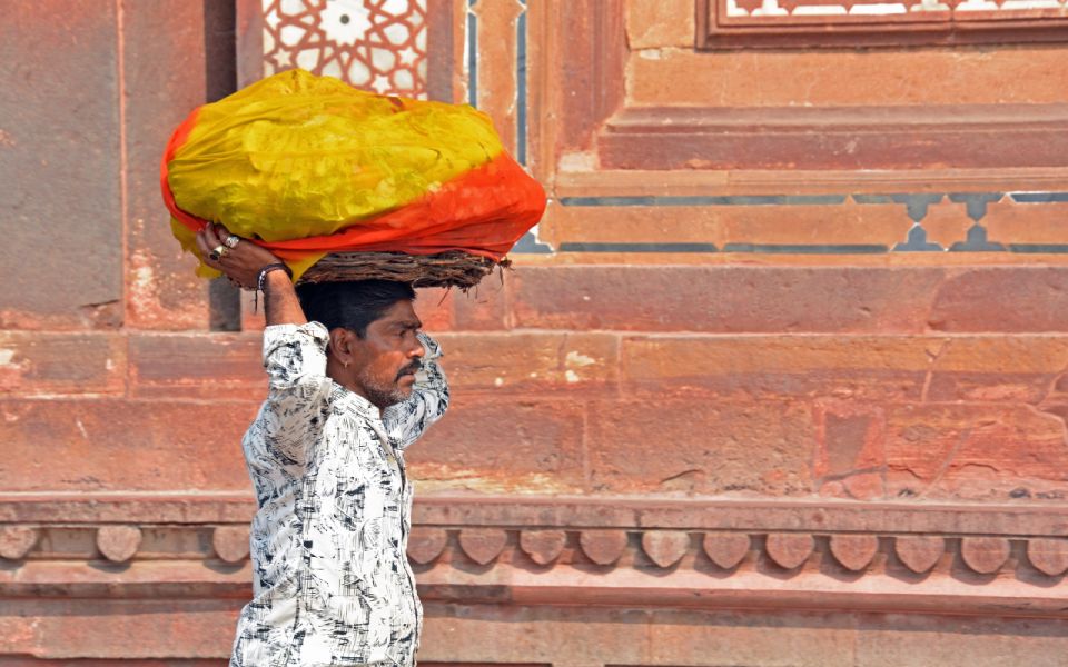 From Delhi: 3-Day Golden Triangle Tour - Language and Guides