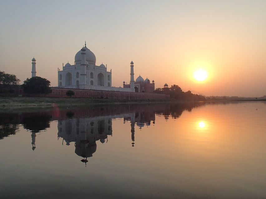 From Delhi: Private 3-Day Golden Triangle Tour With Lodging - Day 1 Itinerary: Delhi to Agra