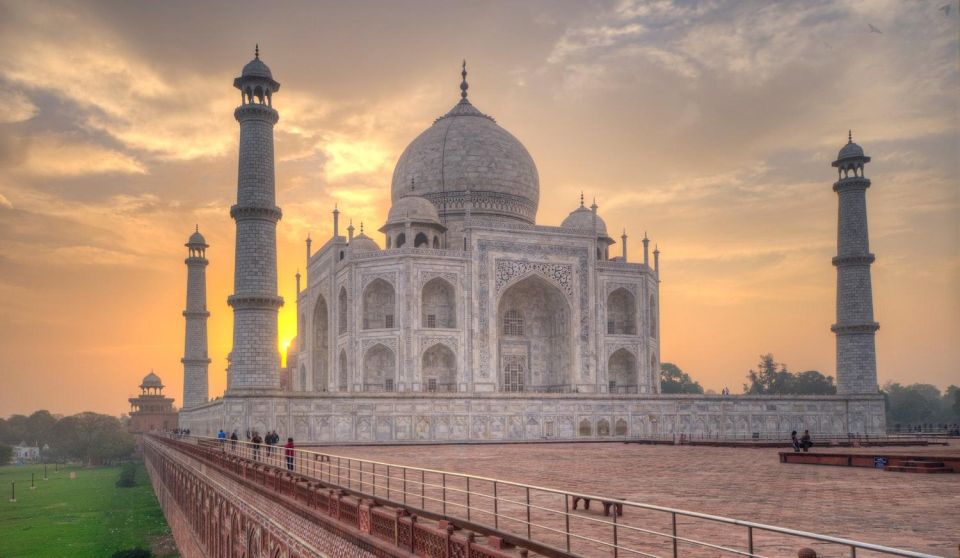 From Delhi: Private 5 Days Golden Triangle Guided Tour - Luxury Transportation