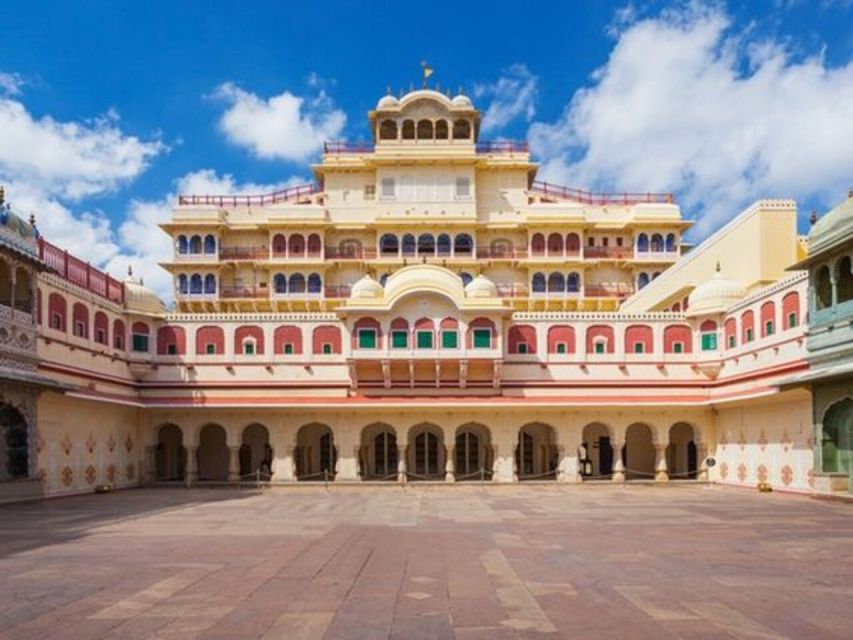 From Delhi: Private LGBT-Friendly Jaipur Heritage Day Trip - Itinerary