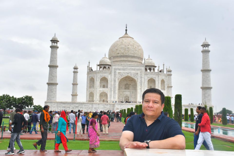From Delhi: Same Day Taj Mahal & Fatehpur Sikri Tour - Common questions