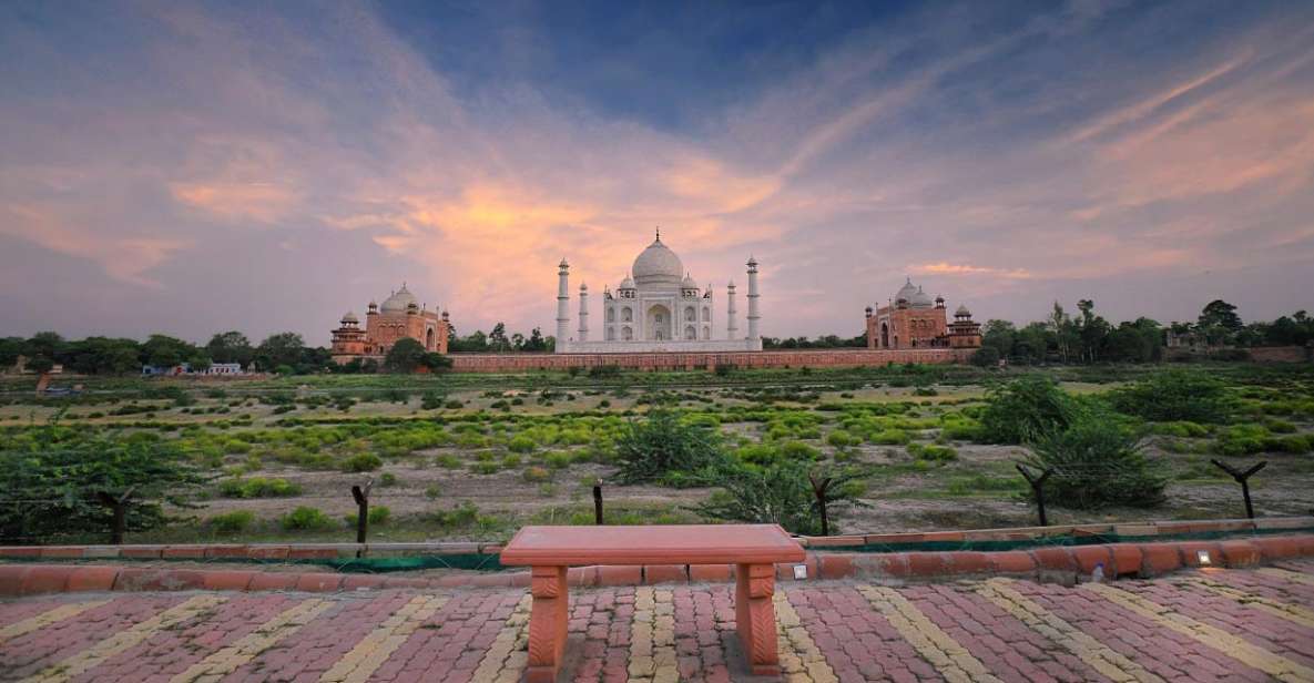 From Delhi: Taj Mahal, Agra Fort Day Tour With Transfers - Location and Details