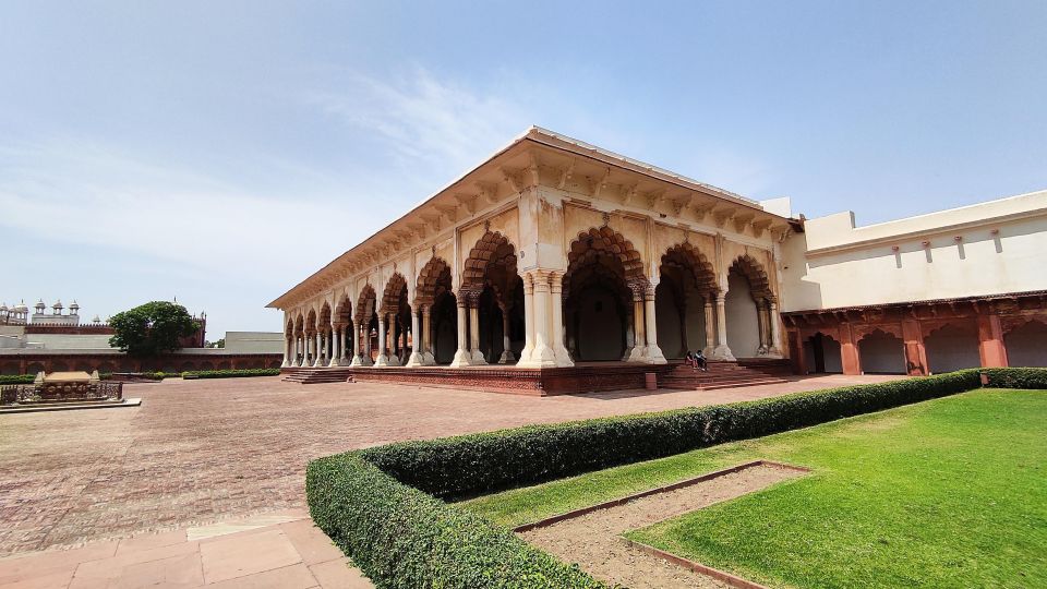 From Delhi: Taj Mahal Luxury Tour - Reservation Details