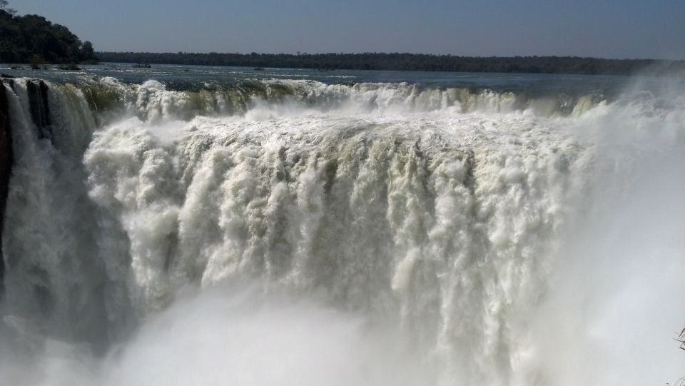 From Foz Do Iguaçu: Iguazú Falls Boat Ride Argentina - Summary