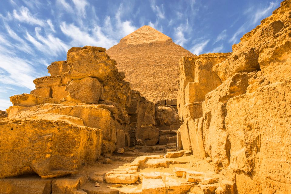 From Hurghada: Giza Pyramids, Sphinx, Museum Cairo Day Trip - Review Summary