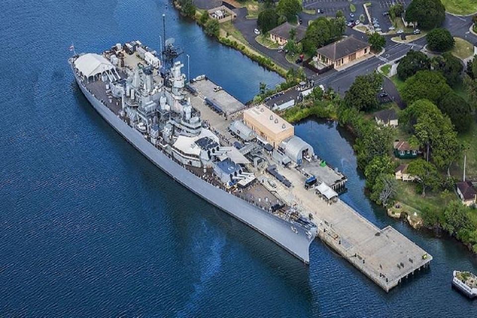 From Kauai: USS Arizona Memorial and Honolulu City Tour - Key Highlights