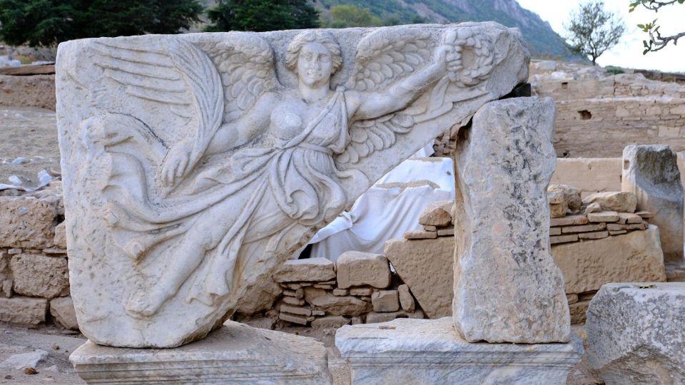 From Kusadası: Private Shore Excursion to Ephesus - Transportation and Guide