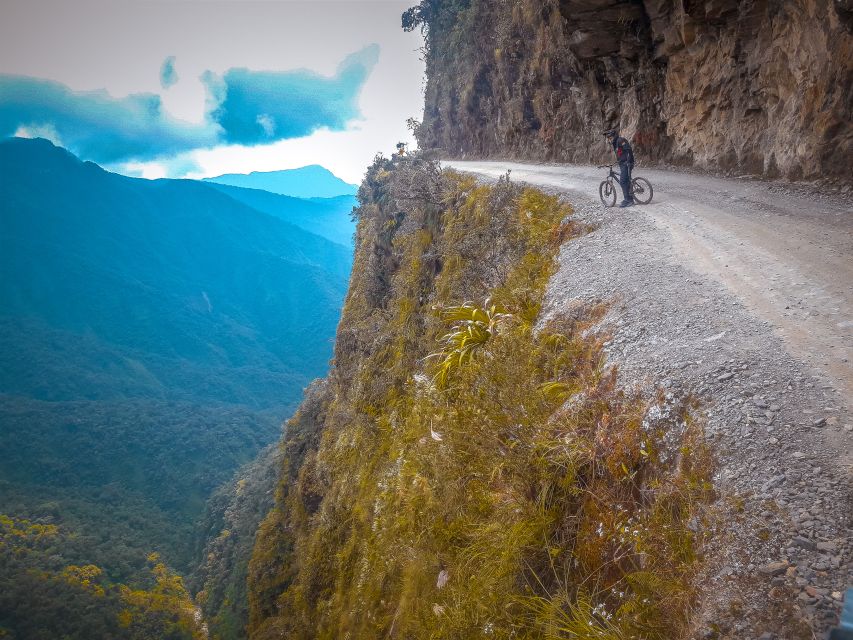 From La Paz: 3-Day Biking Tour Death Road & Uyuni Salt Flats - Additional Tour Details