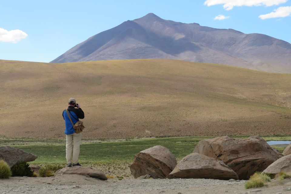 From La Paz: Uyuni Salt Flats & Tunupa Volcano by Bus. - Common questions