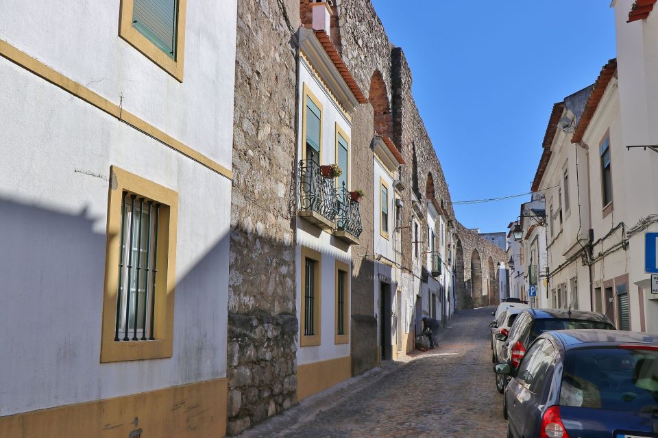 From Lisbon: Évora Private Historic Discovery Tour - City Tour Highlights in Évora