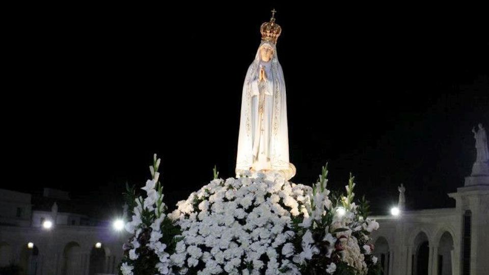 From Lisbon: Tour to the Sanctuary of Fatima - Product Information