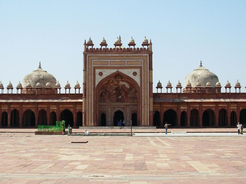 From New Delhi: Golden Triangle & Chand Baori Guided Tour - Logistics and Accessibility