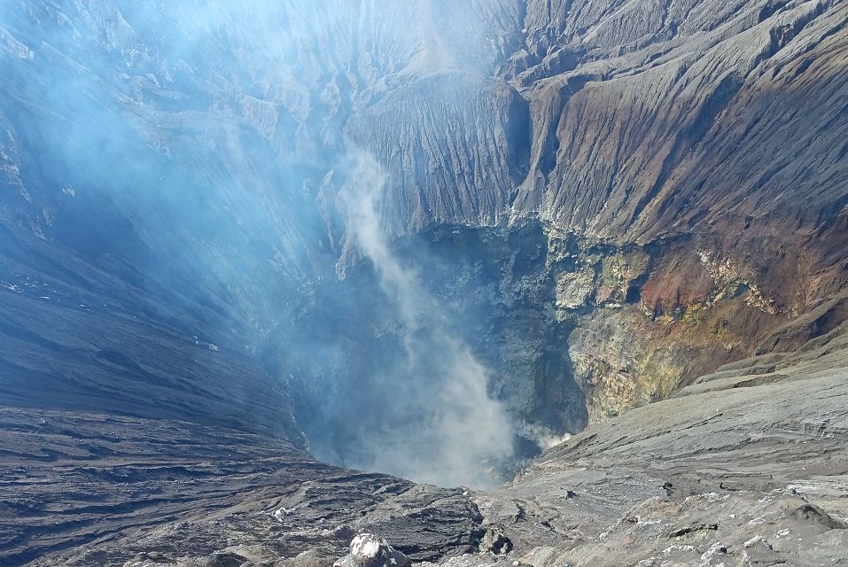 From Probolinggo: Mount Bromo & Tengger Caldera Sunrise Tour - Witnessing Mount Bromo