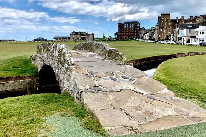 Full Day Tour to St Andrews, Dunfermline & the Fife Coast - Lunch Stop: Local Cuisine