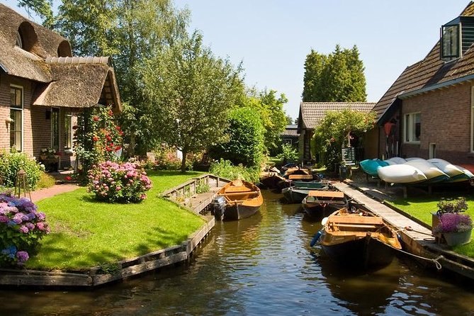 Giethoorn Day Private Tour - Common questions
